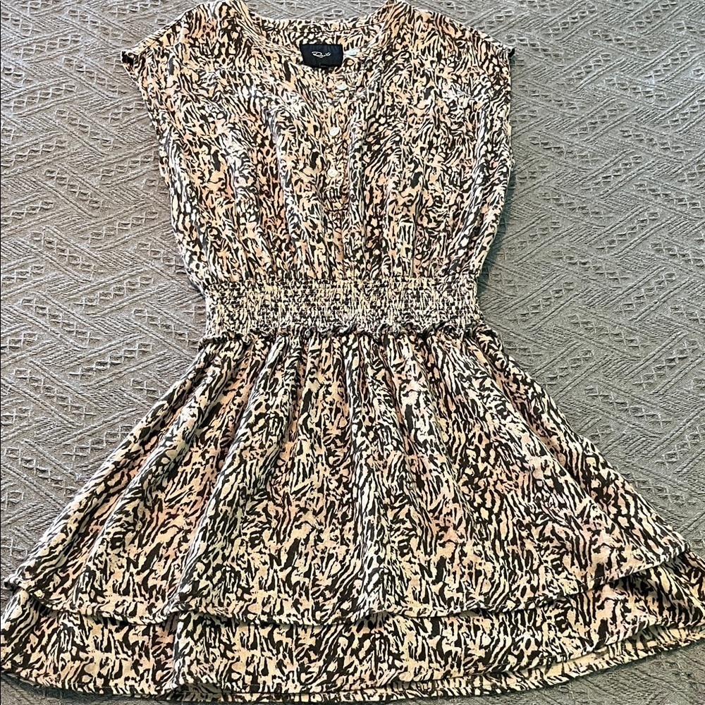 Chic Animal Print Dress New